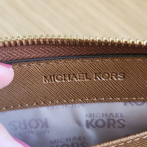 Michael Kors Brown Pebbled Leather Accordion Ziparound Wallet - Picture 7 of 10